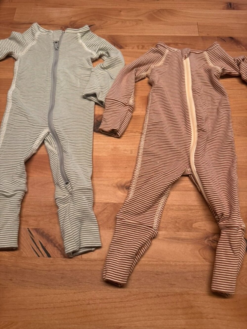 HannaSoft™ Stretch Sleeper Set of 2 Size NB Never Worn